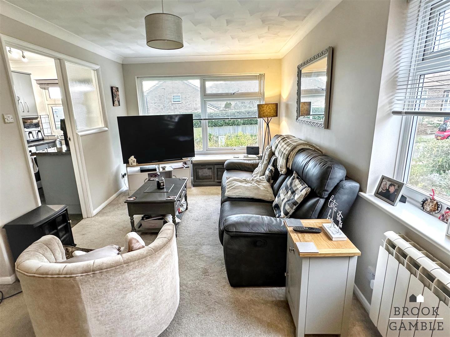 1 Bedroom Flat. Filching Road in Eastbourne, East Sussex 3